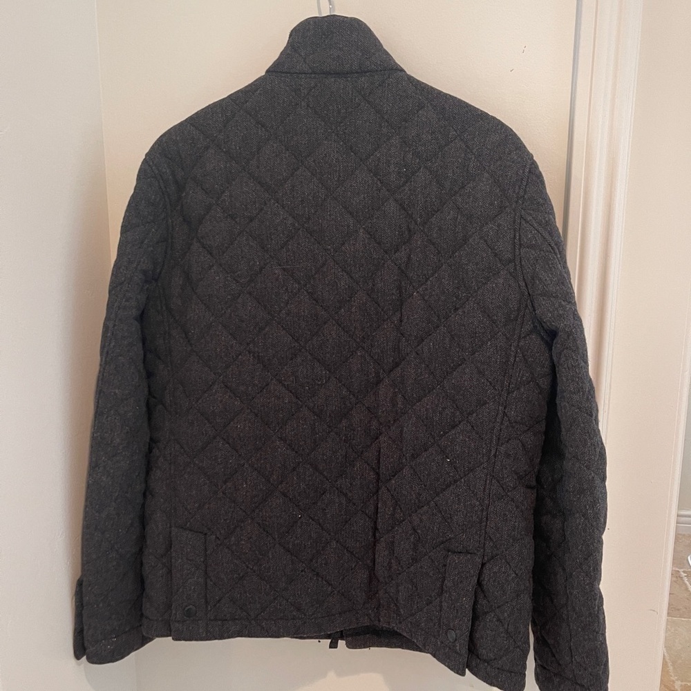 Winter jacket. Great condition. - Picture 3 of 3